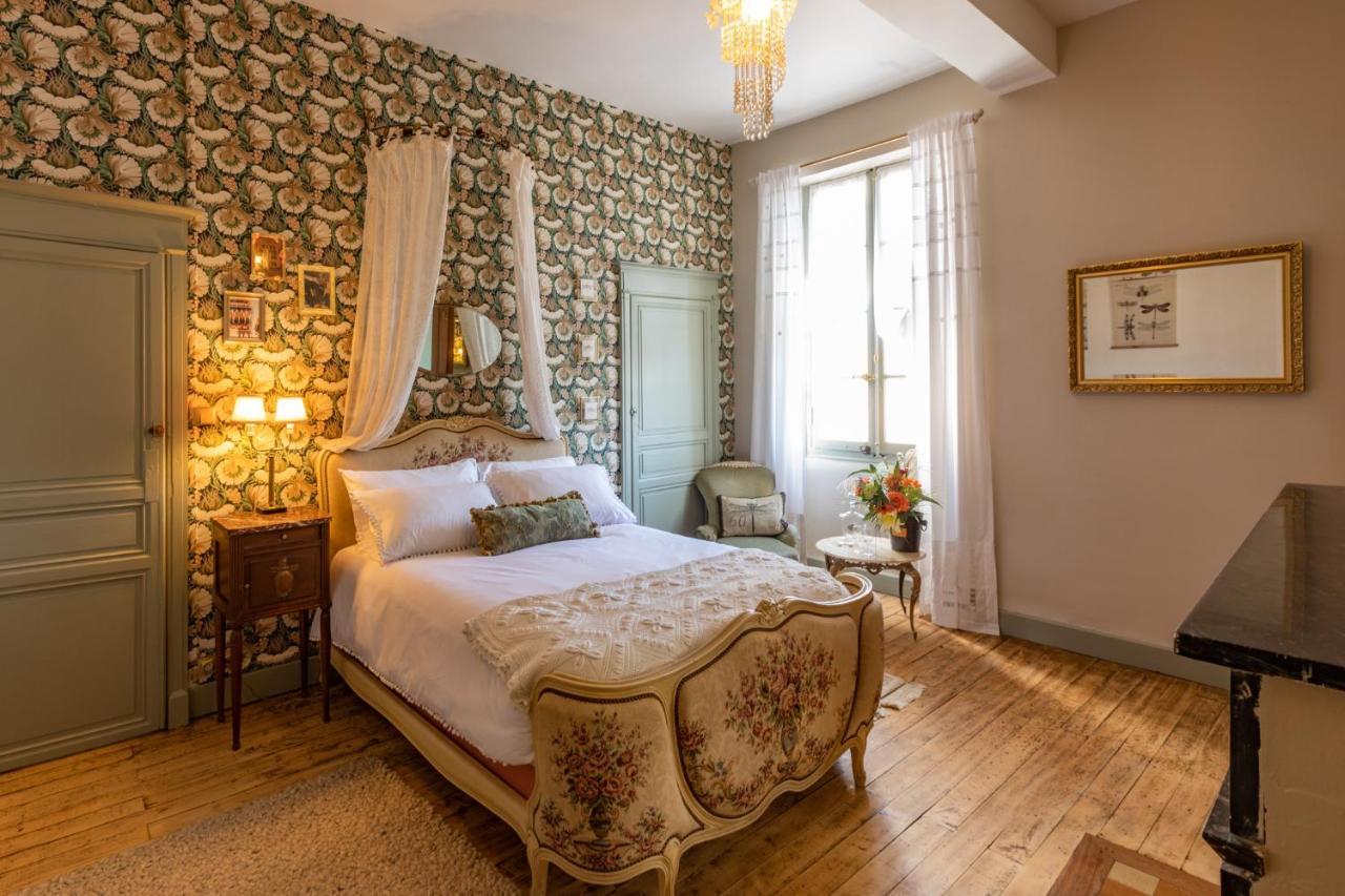 Champagne House - Elegance, Luxury And Charm Bed & Breakfast Condom Exterior photo